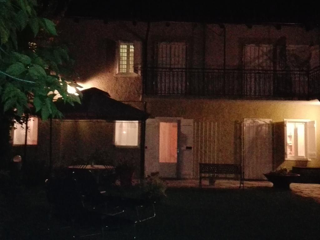 Casa Badinot Guest House Diano d'Alba Ngoại thất bức ảnh