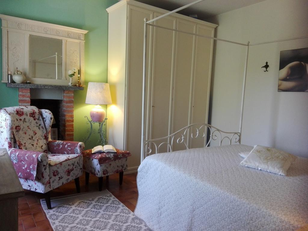 Casa Badinot Guest House Diano d'Alba Ngoại thất bức ảnh