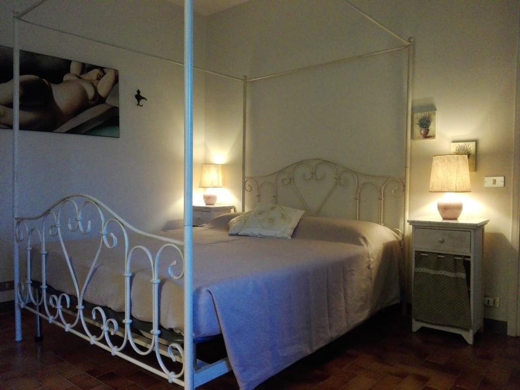 Casa Badinot Guest House Diano d'Alba Ngoại thất bức ảnh